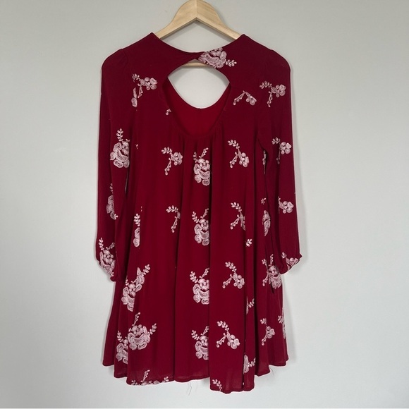 Red Mini Dress Embroidered White Florals Bohemian Alter’d State Size Small - Picture 4 of 12